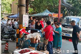 沃克妻子宣布分手：决定离开他一段时间，请尊重我和孩子们的隐私